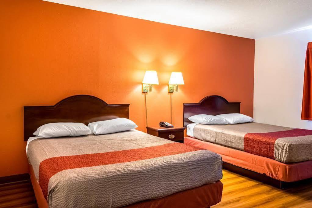 Motel 6 Gresham, Or - Portland エクステリア 写真