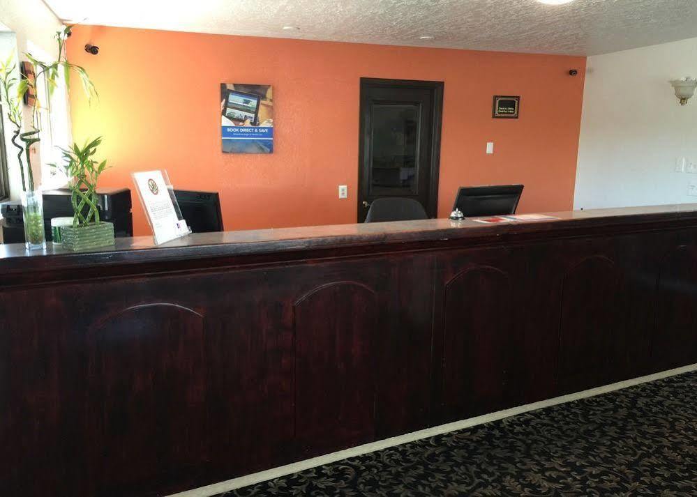 Motel 6 Gresham, Or - Portland エクステリア 写真