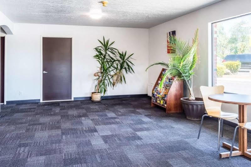 Motel 6 Gresham, Or - Portland エクステリア 写真